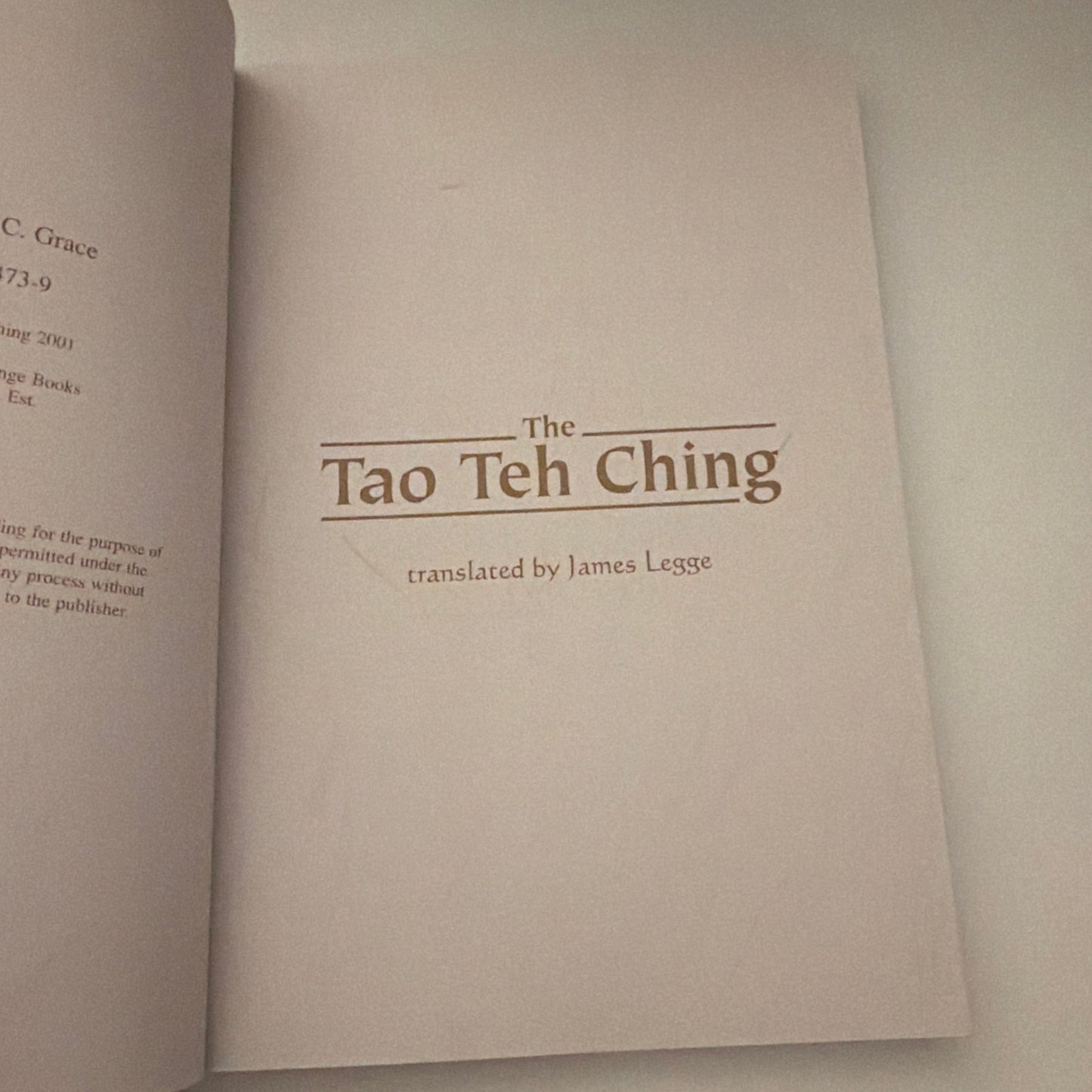 The Tao Teh Ching: Teaching the Way to Wisdom by Tzu, Lao  (book)