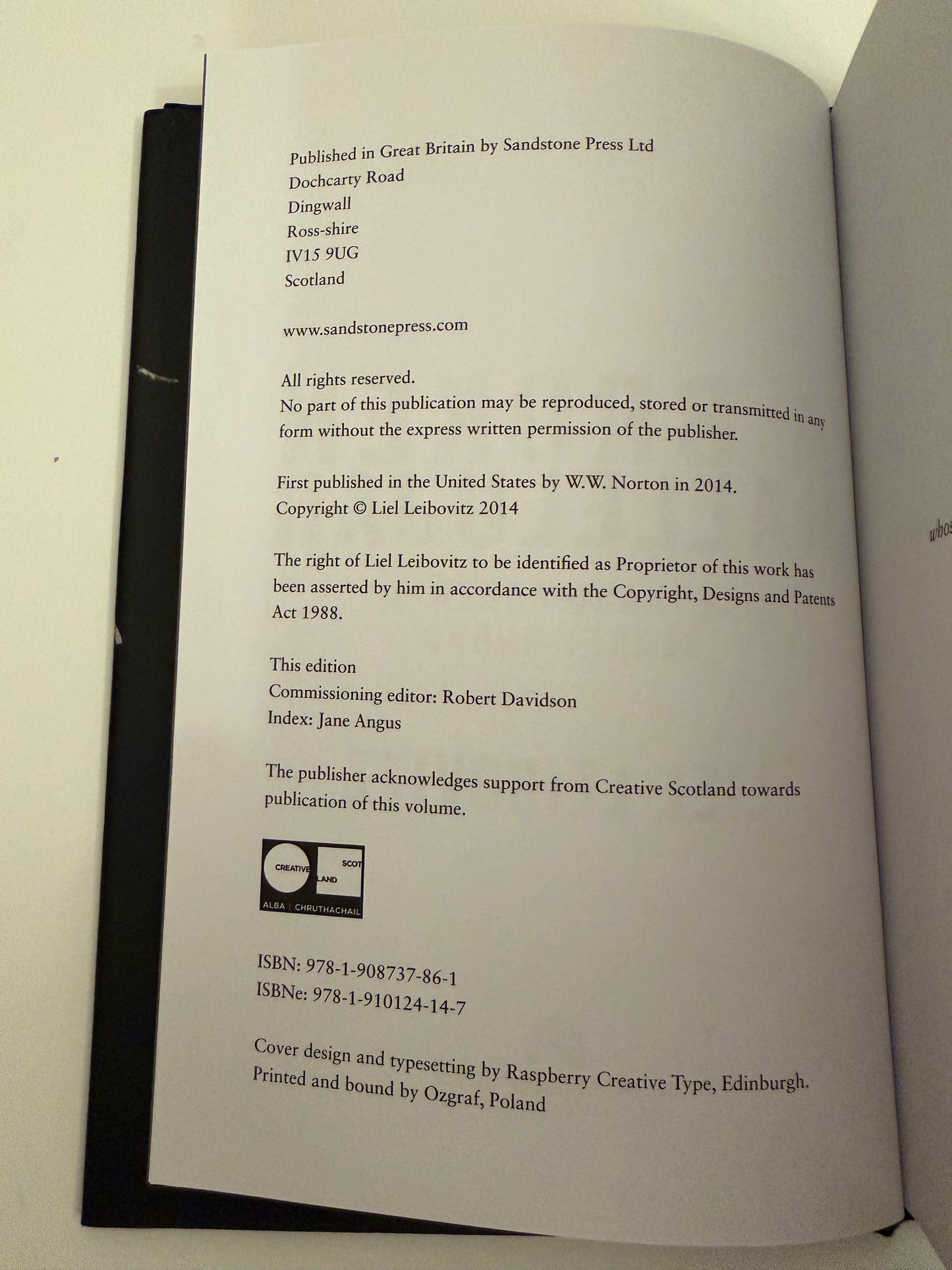 A Broken Hallelujah: Leonard Cohen's Secret Chord by Liel Leibovitz (hardback book)