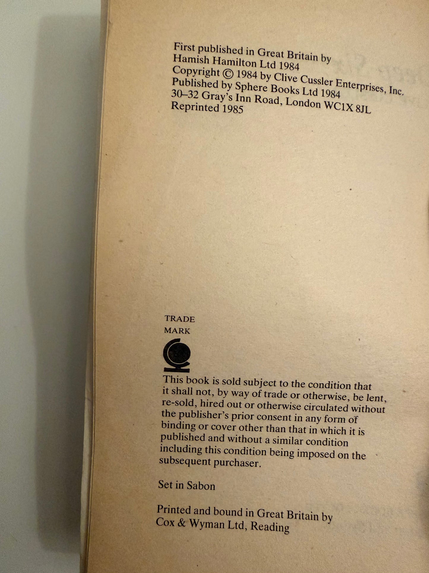Deep Six by Clive Cussler (A Dirk Pitt Adventure)