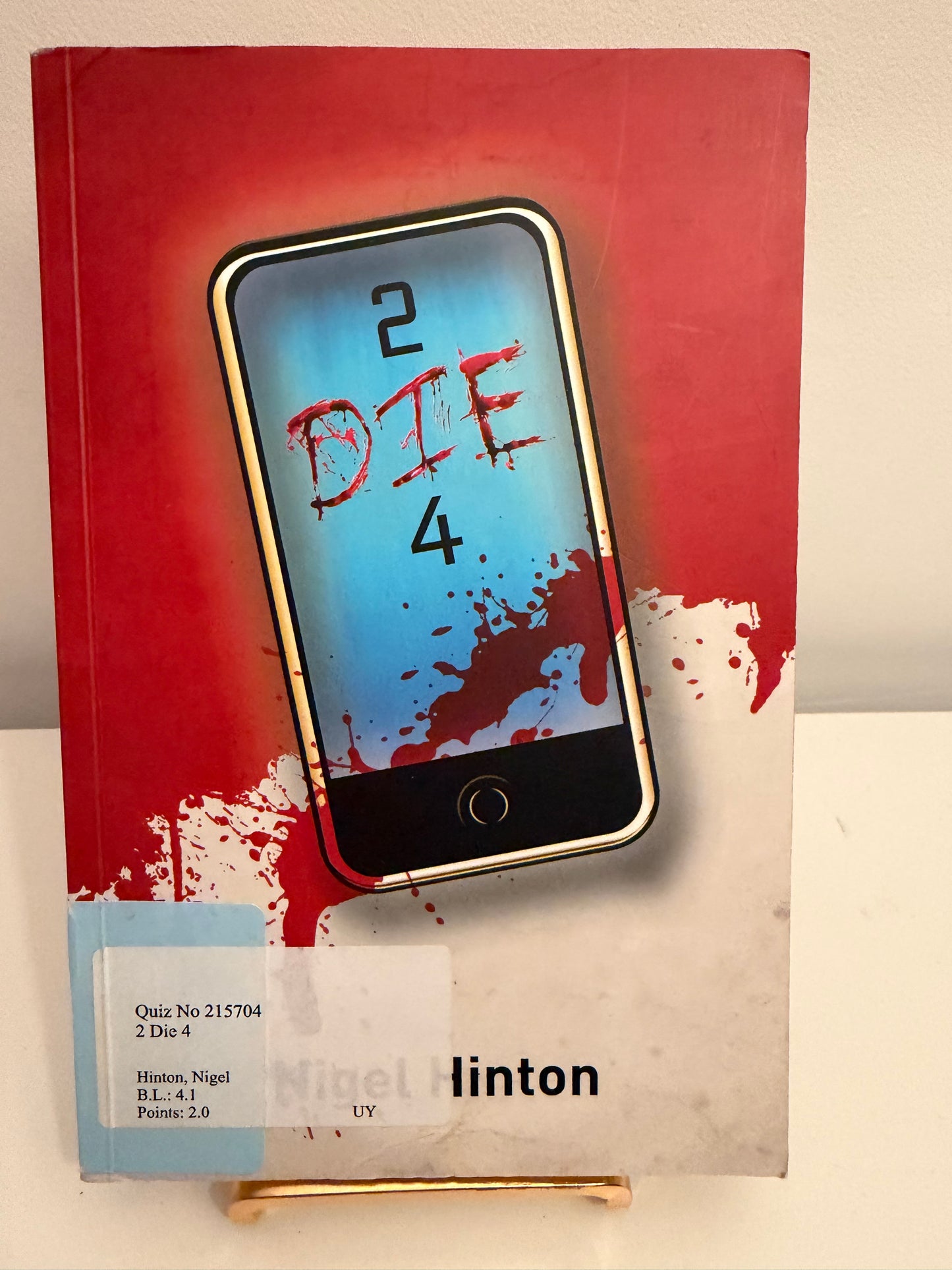 2 Die 4 by Nigel Hinton (paperback book)
