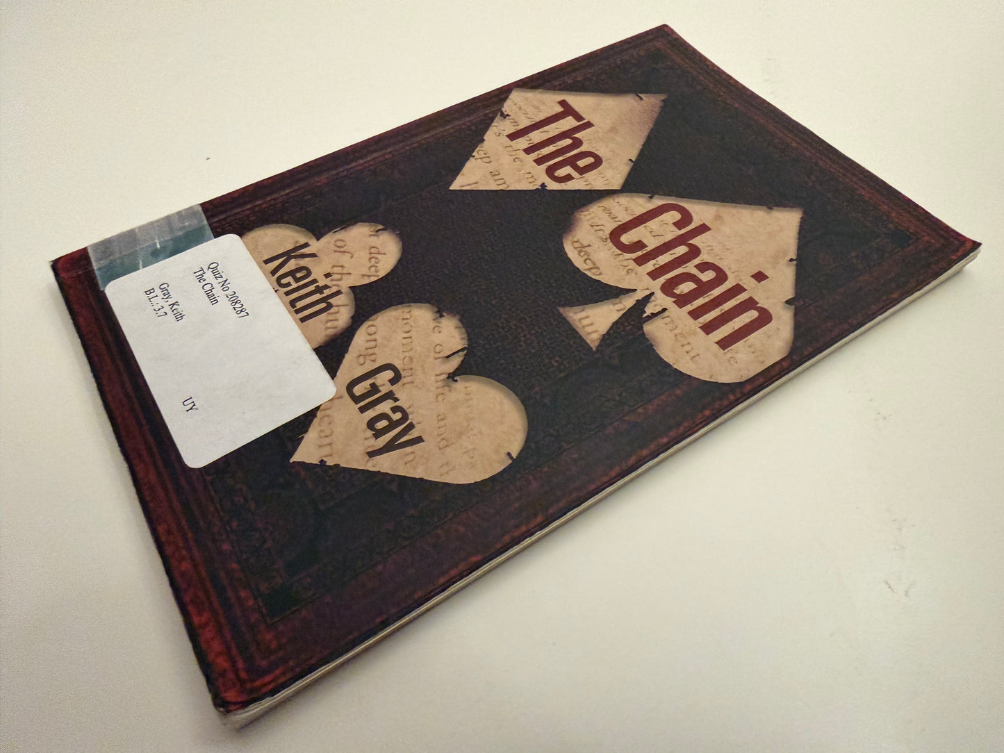 The Chain by Keith Gray (paperback book)