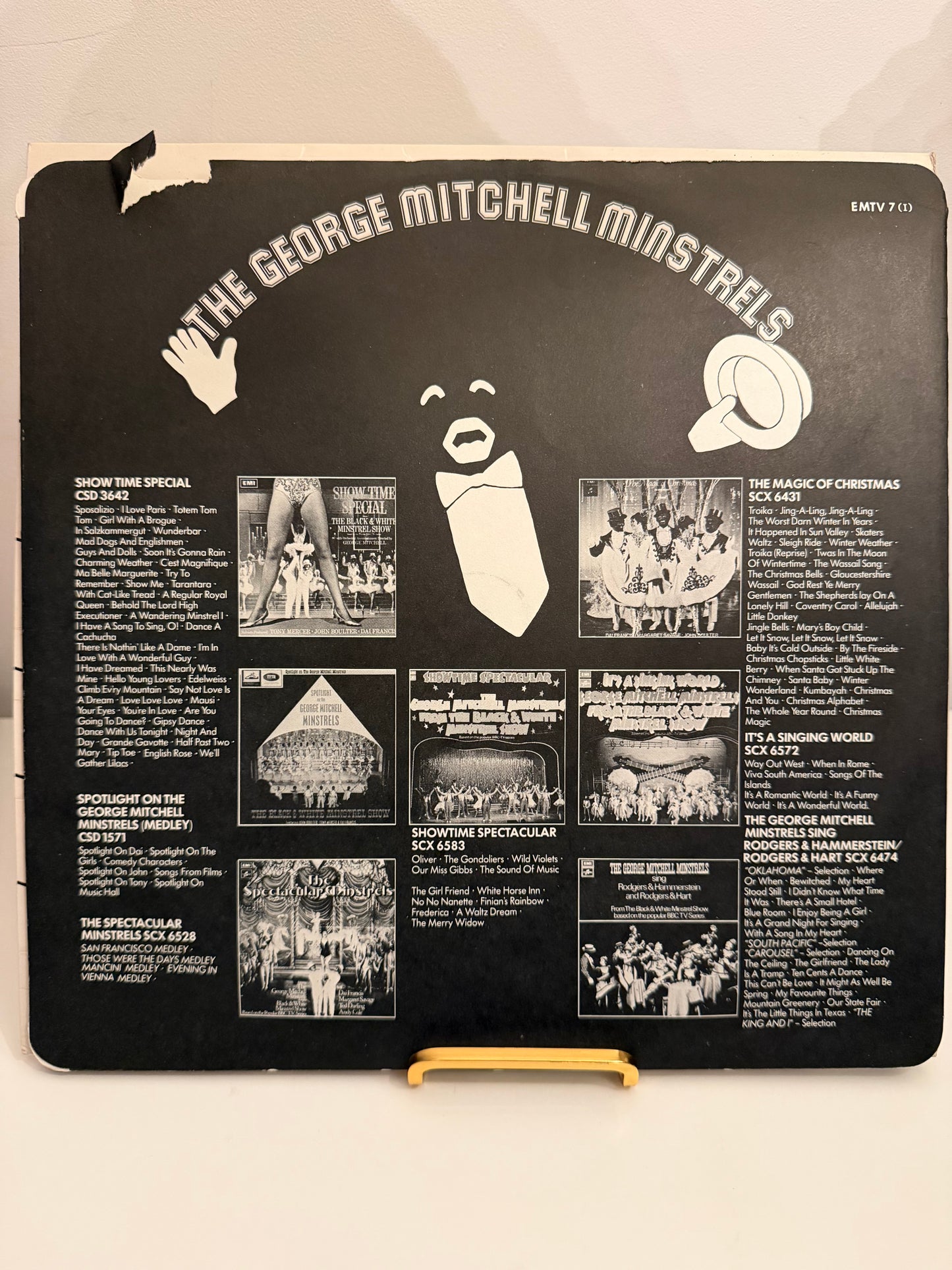 THE BLACK AND WHITE MINSTRELS WITH THE JOE LOSS ORCHESTRA. 30 GOLDEN GREATS The George Mitchell Minstrels Vinyl LP