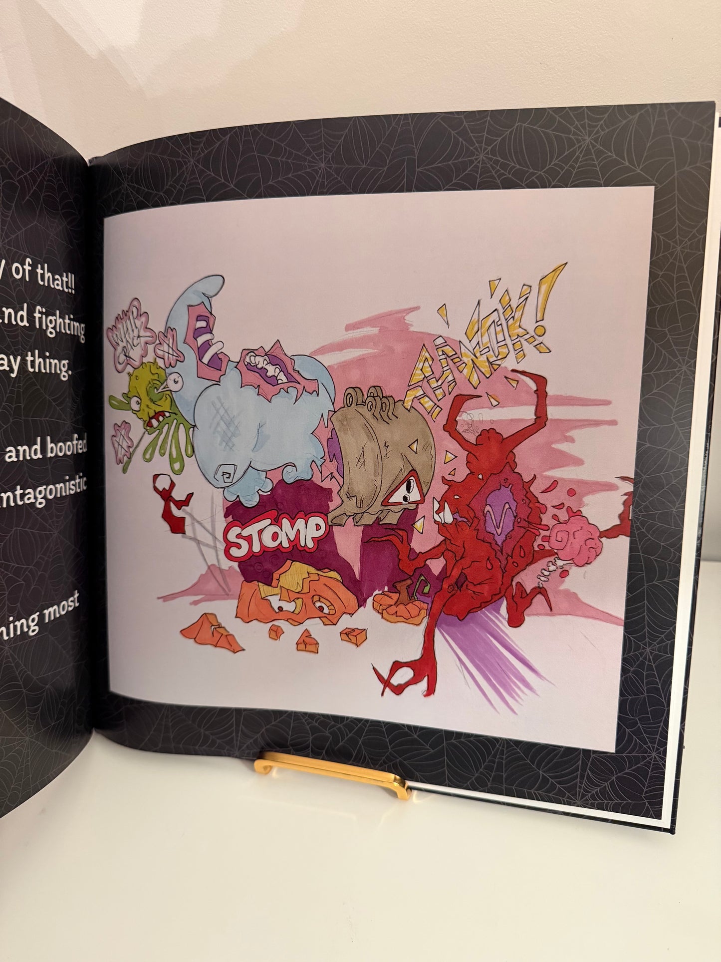 Zombie ID 13 Head: Osaurus A book by Thomas K Wickenden (Story and art by Thomas and Kaynen Wickenden - hardback book)