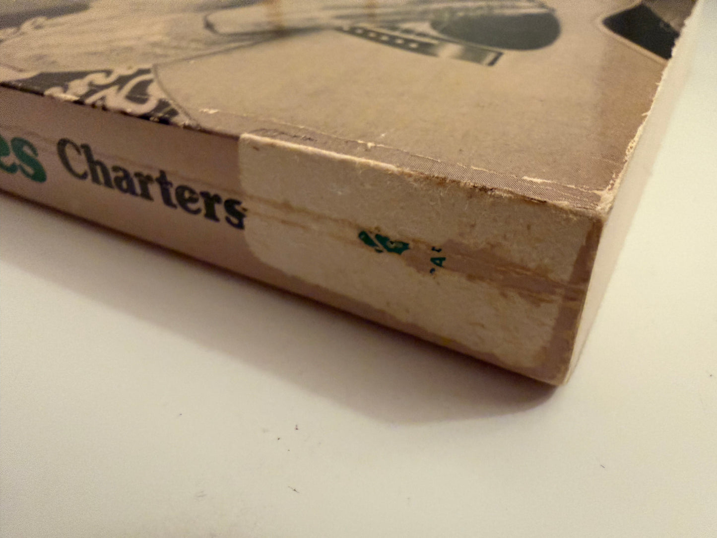 The Country Blues by Samuel B. Charters - With a new Introduction by the author (paperback book)