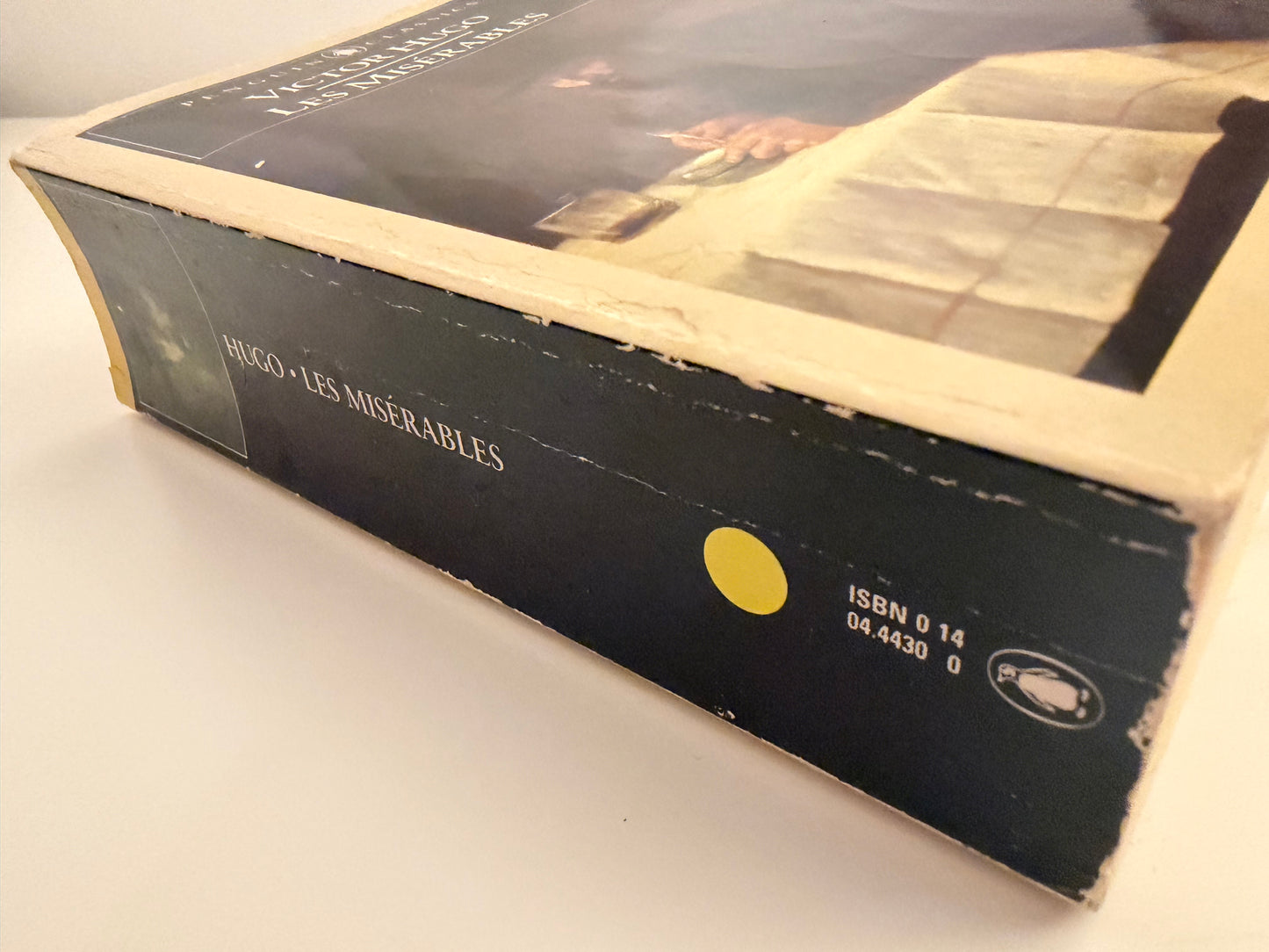 Les Misérables by Victor Hugo (1982 Penguin Classics paperback book)