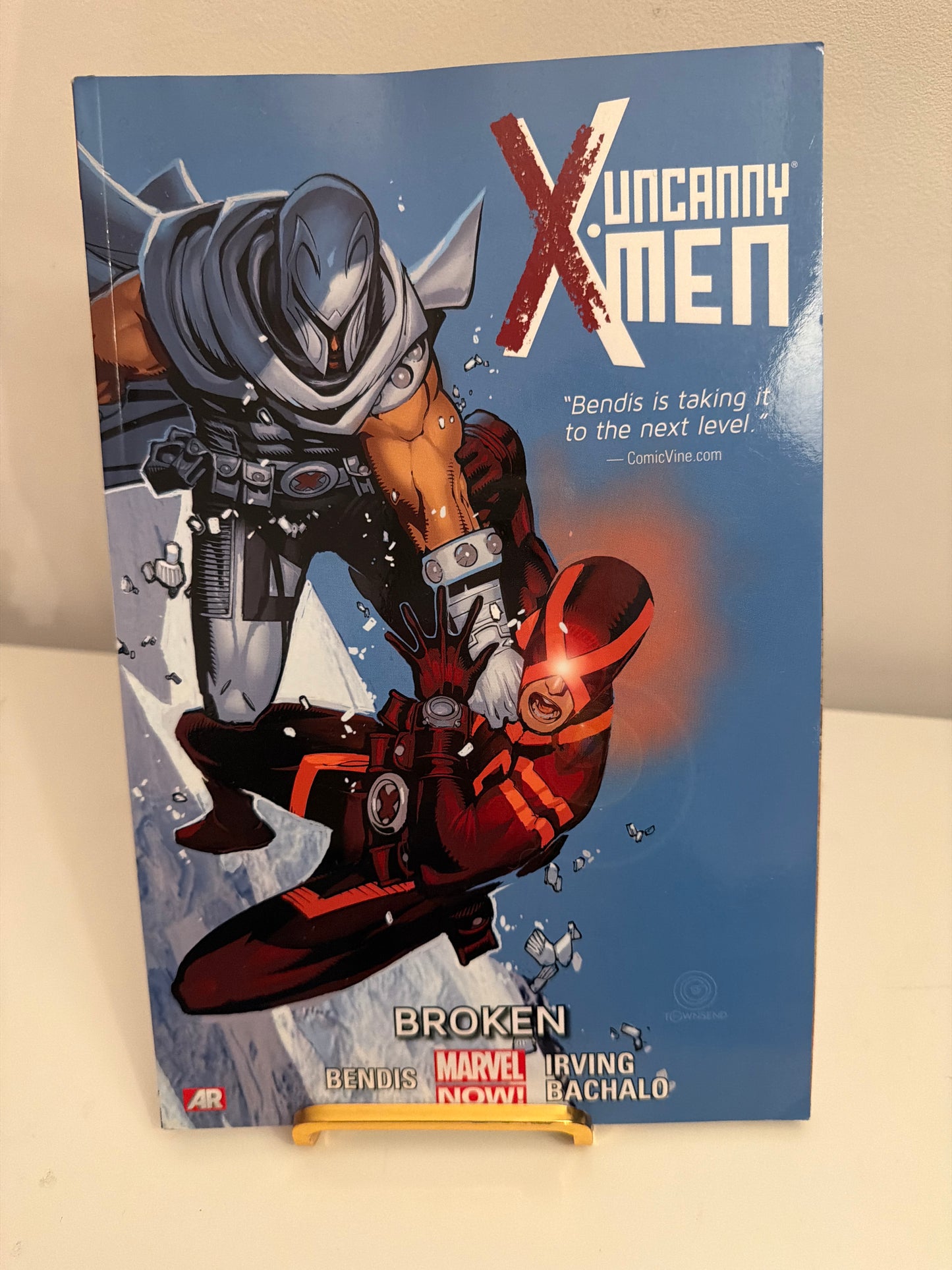 Uncanny X-men Volume 2: Broken (marvel Now) by Brian Michael Bendis (Paperback Comic)